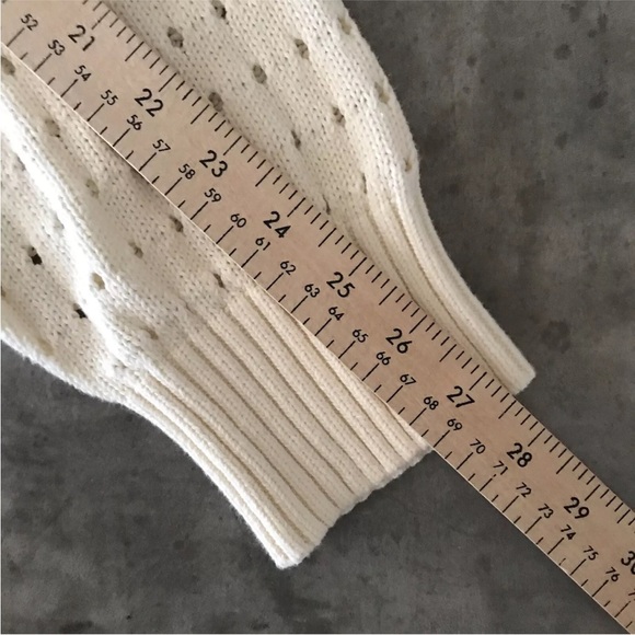 Torrid 3 Cardigan Sweater Open Crochet Cable Knit
Preppy Tennis Cream White - Picture 7 of 11